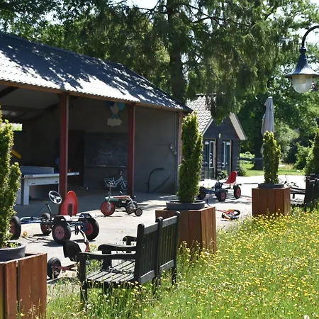 Dom wakacyjny 10 Pers Met Hottub Nabij - Achterhoek