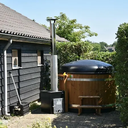 10 Pers Met Hottub Nabij - Achterhoek Vakantiehuis