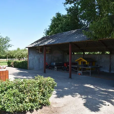 10 Pers Met Hottub Nabij - Achterhoek * Vorden